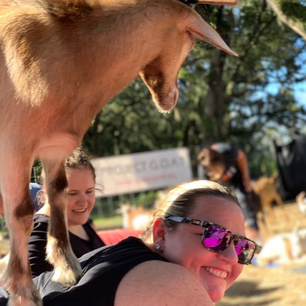 Meet your Posher, Stephanie